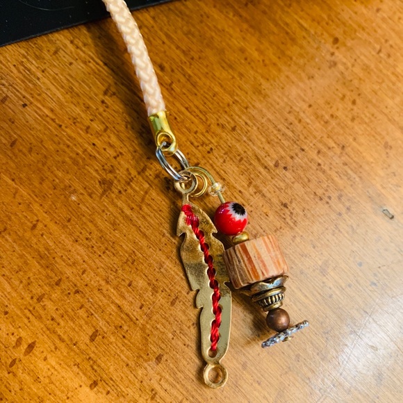 NEW 🔑One eyed Owl 🦉Lanyard key chain w gold red feather Custom PeacedbyAlise - Picture 1 of 3
